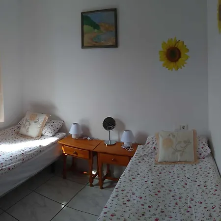 Appartement Iwona Mit Meerblick By Interhome