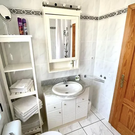 Iwona Mit Meerblick By Interhome Appartement