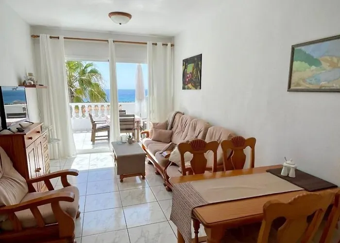 Iwona Mit Meerblick By Interhome